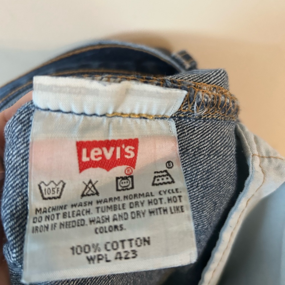 Vintage Levi’s 501’s - Picture 4 of 8